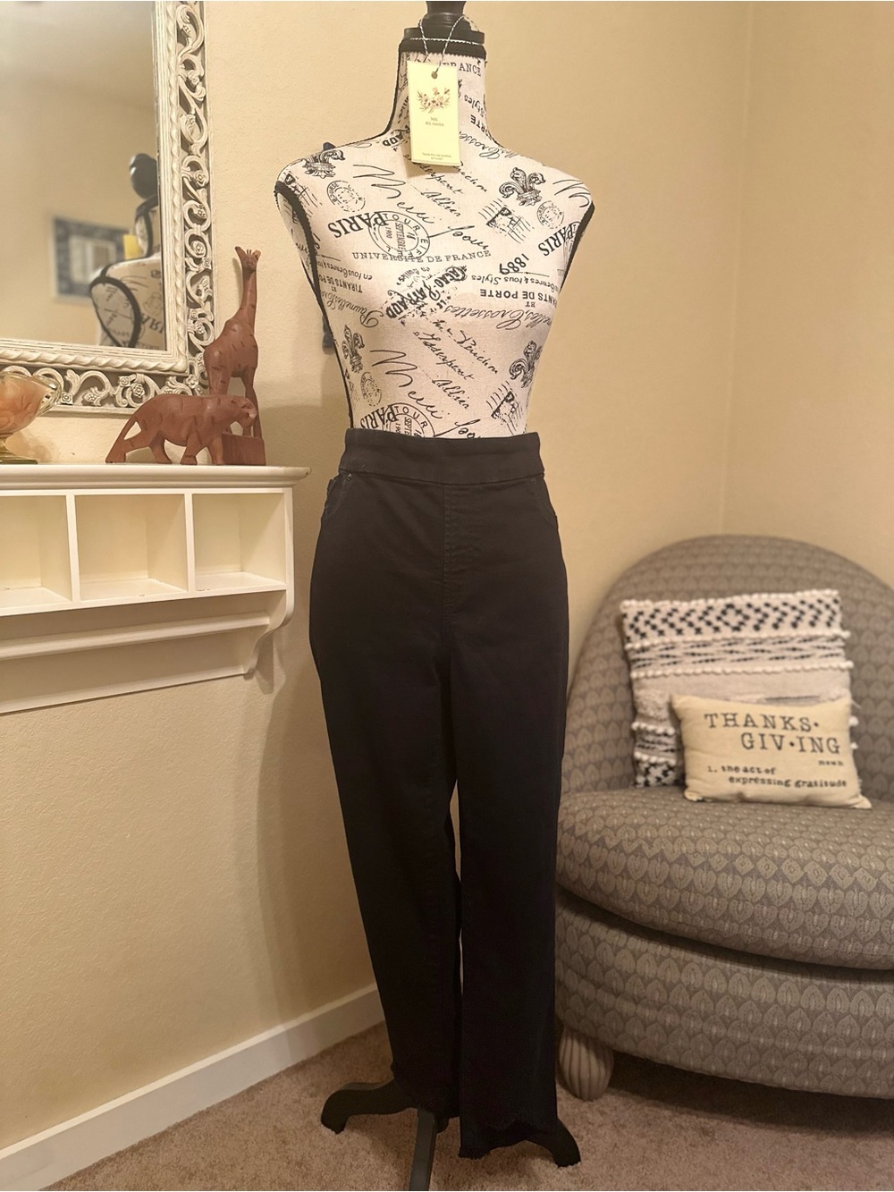 Chico’s PullOn Jegging- Black